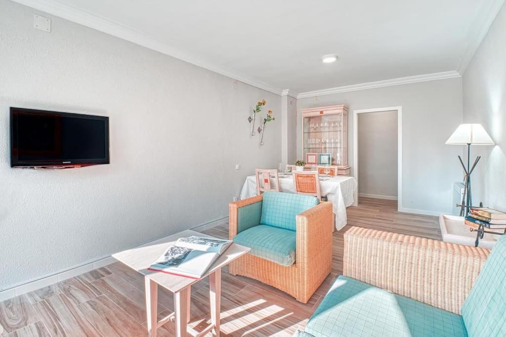 Apartamento New Folch Sevilla B Exteriér fotografie