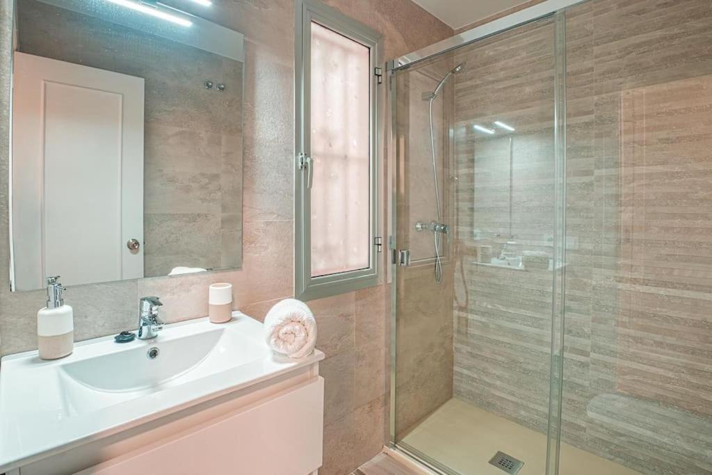Apartamento New Folch Sevilla B Exteriér fotografie