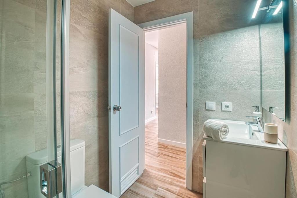 Apartamento New Folch Sevilla B Exteriér fotografie